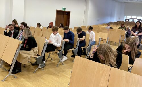 20250411_080340136_iOS